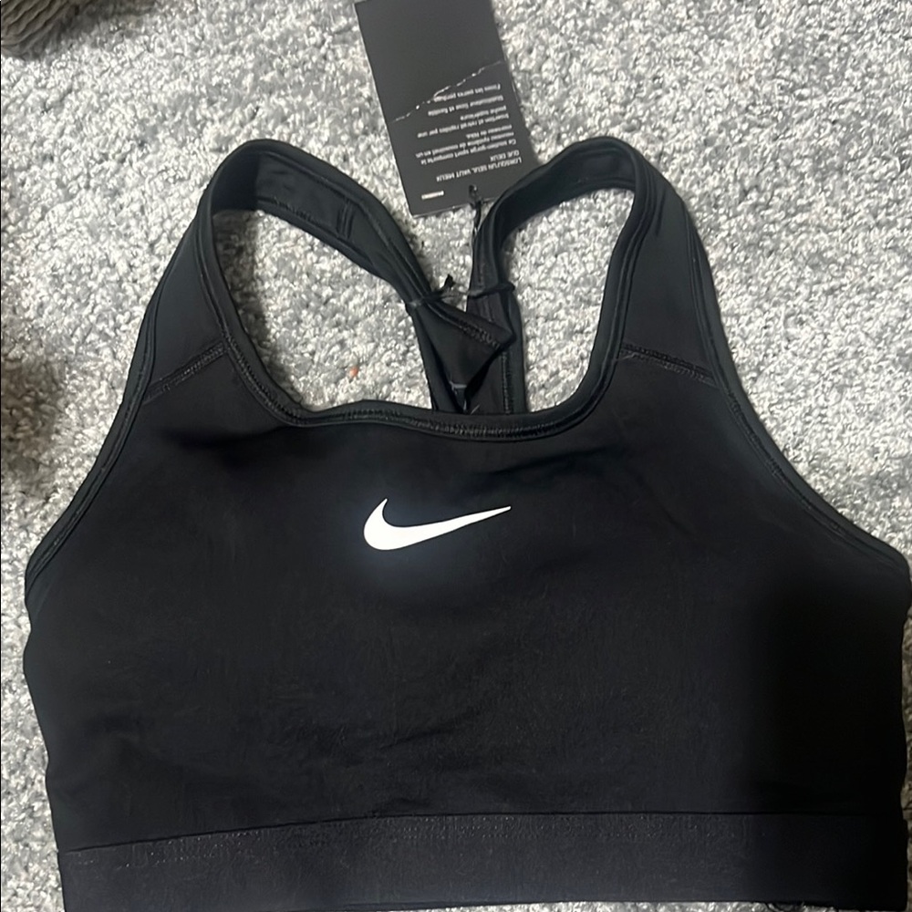 Nike Women's Swosh Bra
